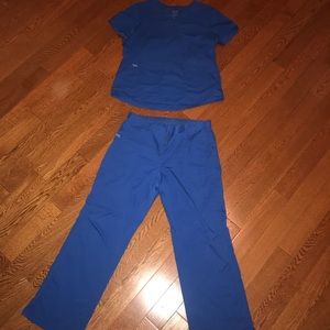 Women’s Scrubs